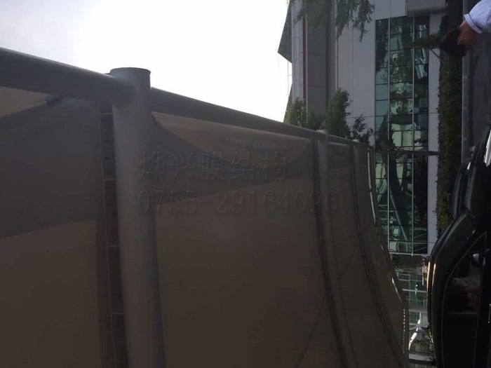 膜結(jié)構(gòu)積水-深圳市燁興膜結(jié)構(gòu)工程有限公司 膜結(jié)構(gòu)積水.jpg