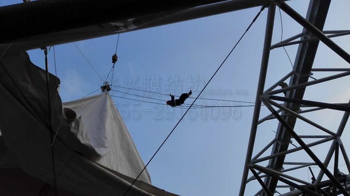 膜結(jié)構(gòu)施工安裝-深圳市燁興膜結(jié)構(gòu)工程有限公司 膜結(jié)構(gòu)施工安裝.jpg