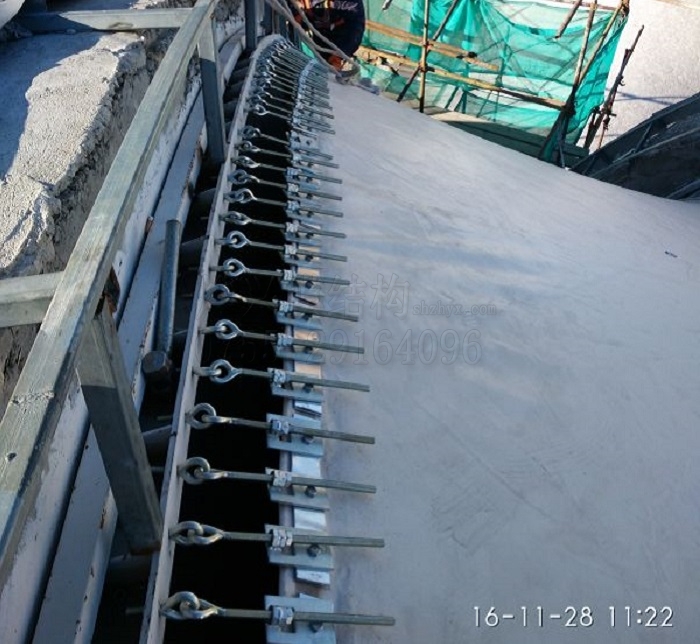 通遼服飾館膜結(jié)構(gòu)施工-燁興膜結(jié)構(gòu) 通遼服飾館膜結(jié)構(gòu)施工.jpg