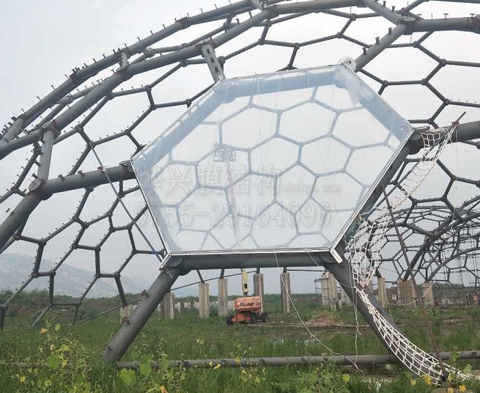 燁興連云港薔薇湖ETFE膜結構生態(tài)園開始試驗裝膜