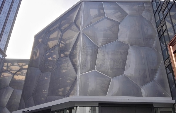 捷報(bào)，燁興西寧ETFE膜結(jié)構(gòu)工程進(jìn)入全面充氣調(diào)試階段！